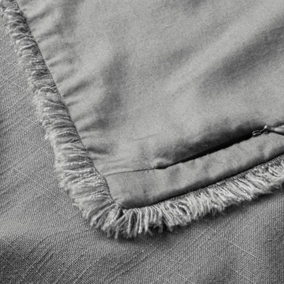 Casaluna Duvet and shams - Picture 3 of 4